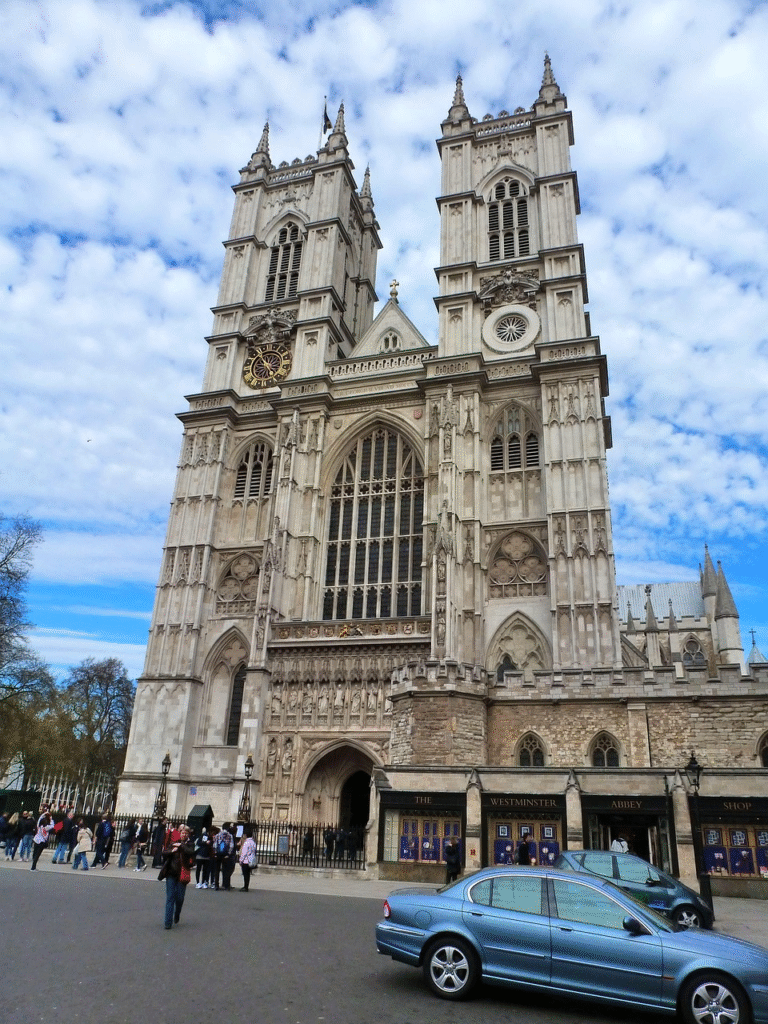 Visit Westminster Abbey as part of the London 4-Day Itinerary tour